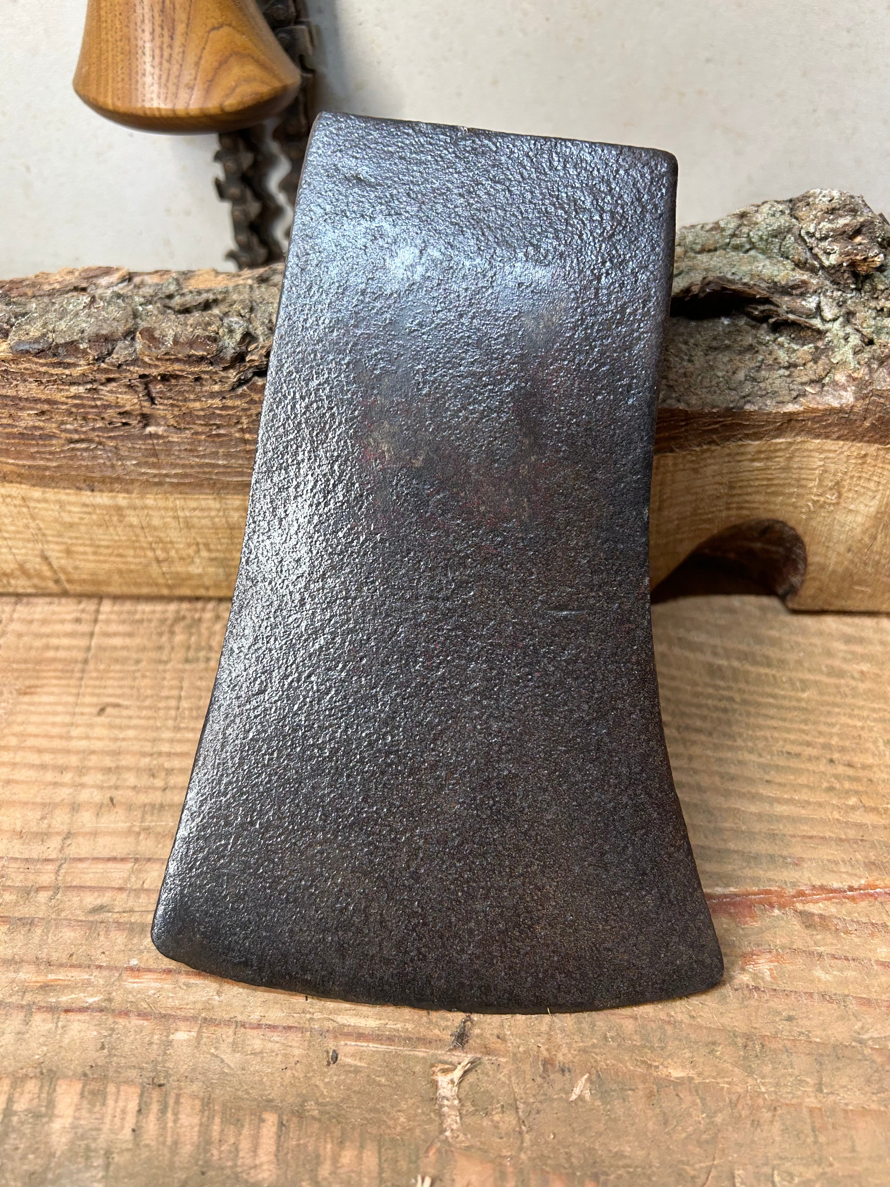 Vintage Kelly Woodslasher 3.5lb Dayton pattern axe head